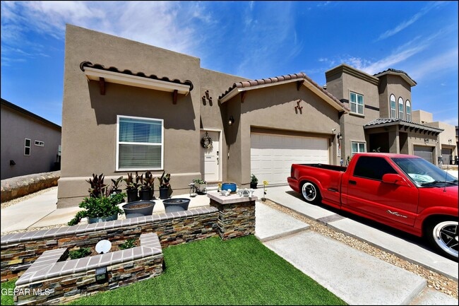 Building Photo - 2225 Tierra Delmonte Dr