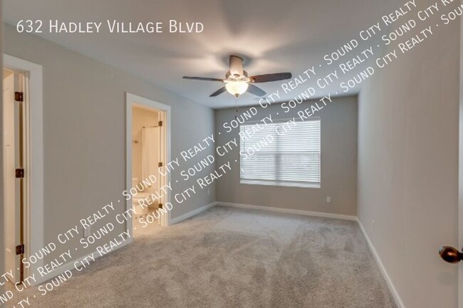Building Photo - 632 Hadley Vlg Blvd