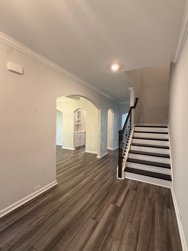 Building Photo - 143 Brockway Dr