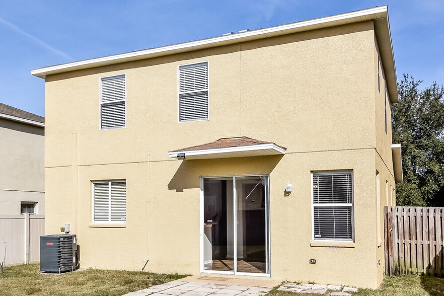 Building Photo - 18832 Sunterra Dr