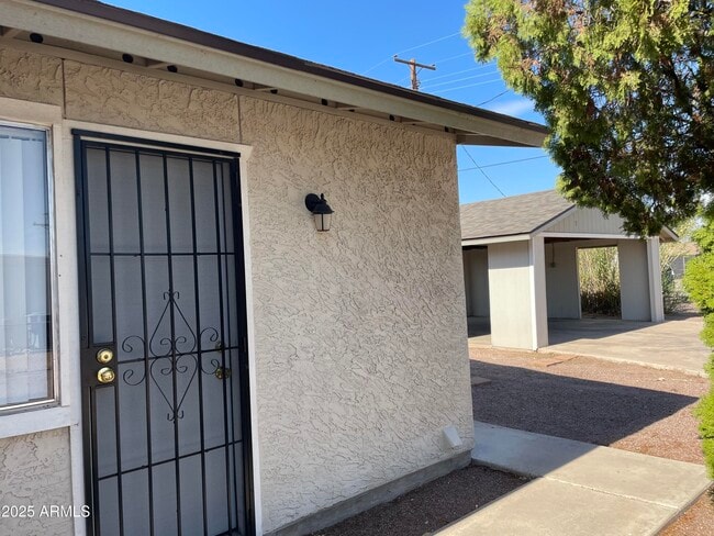 Building Photo - 143 S Mountain Rd
