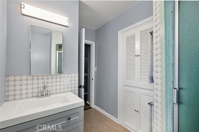 Building Photo - 12543 Hartland St