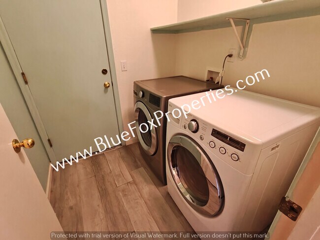 Building Photo - 5524 W Guild Springs St