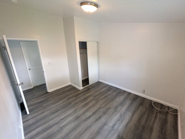 Building Photo - 7635 Birchleaf Ave