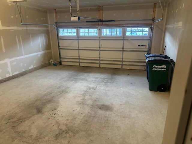 Building Photo - 807 Leni Wy