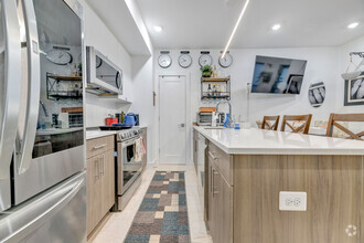 Building Photo - 4204 8th St NW