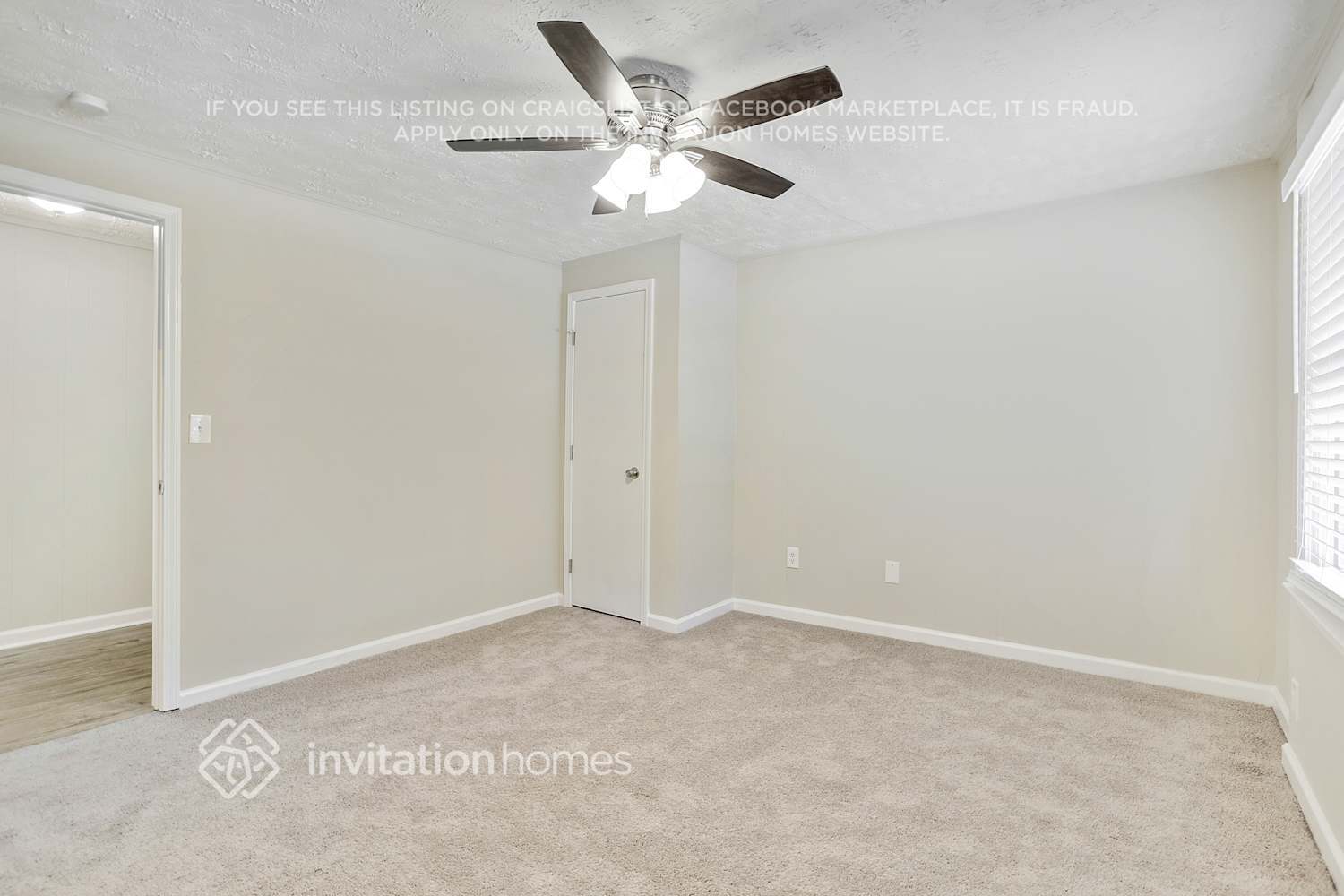Building Photo - 6265 Lakeview Dr