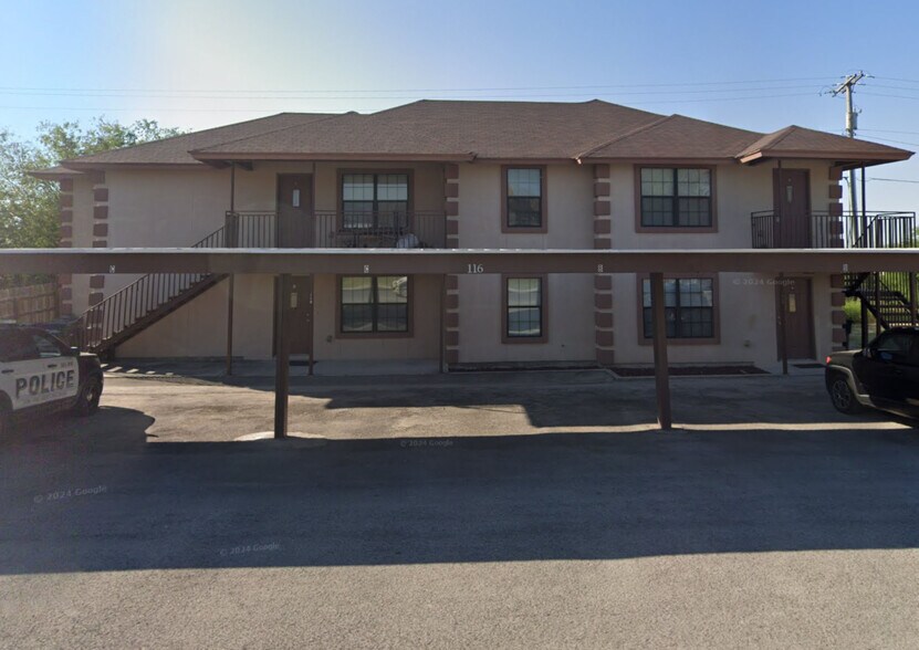Building Photo - 116 Ramon Cardenas Dr