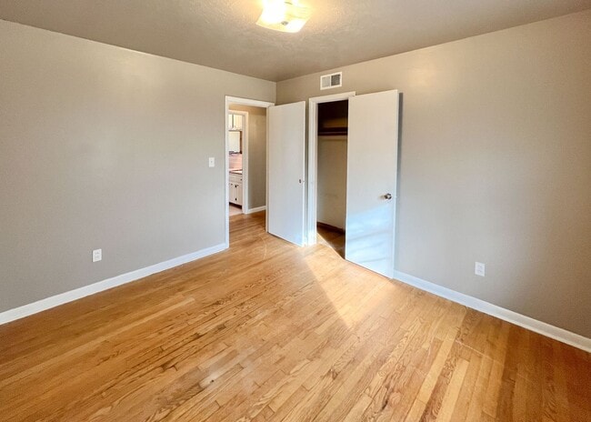 Building Photo - Charming Home Near 15th & Boulevard