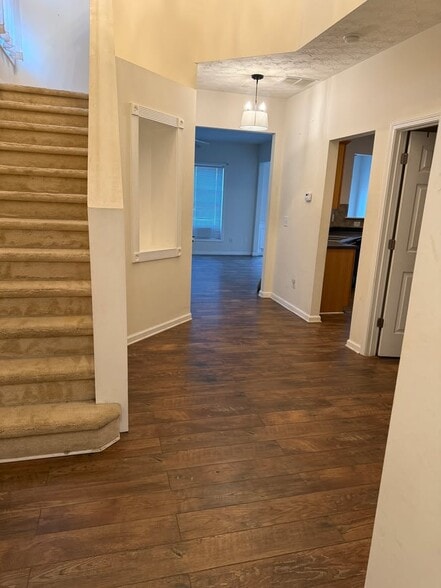 Building Photo - 4359 Annlette Dr