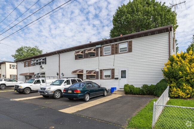 Building Photo - Pennypack Woods Home Ownership Association