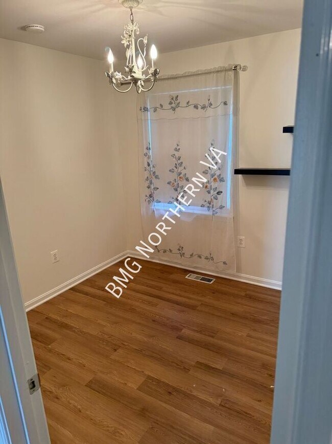 Building Photo - 7711 Trevino Ln