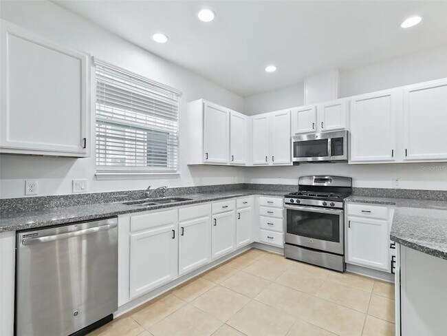 Building Photo - 4976 NW 35th Ln Rd