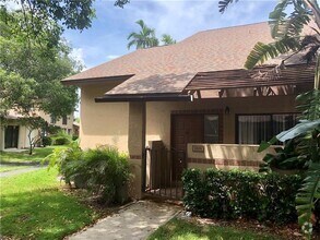 Building Photo - 3605 NW 21st Ct