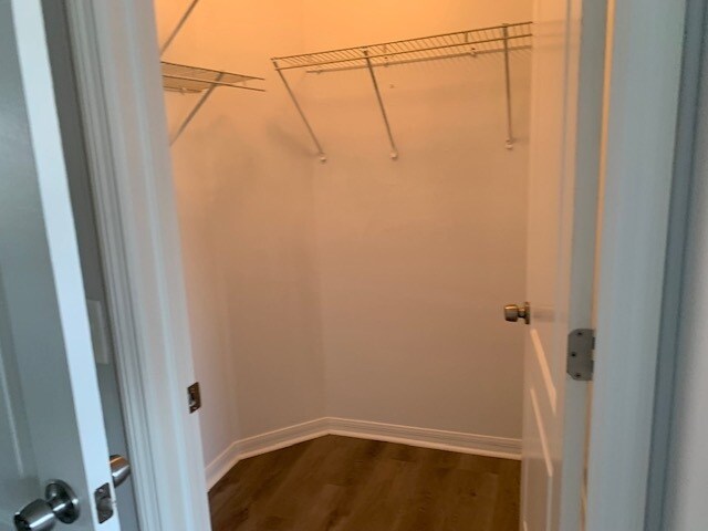 Building Photo - 1803 Royal Ridge Dr