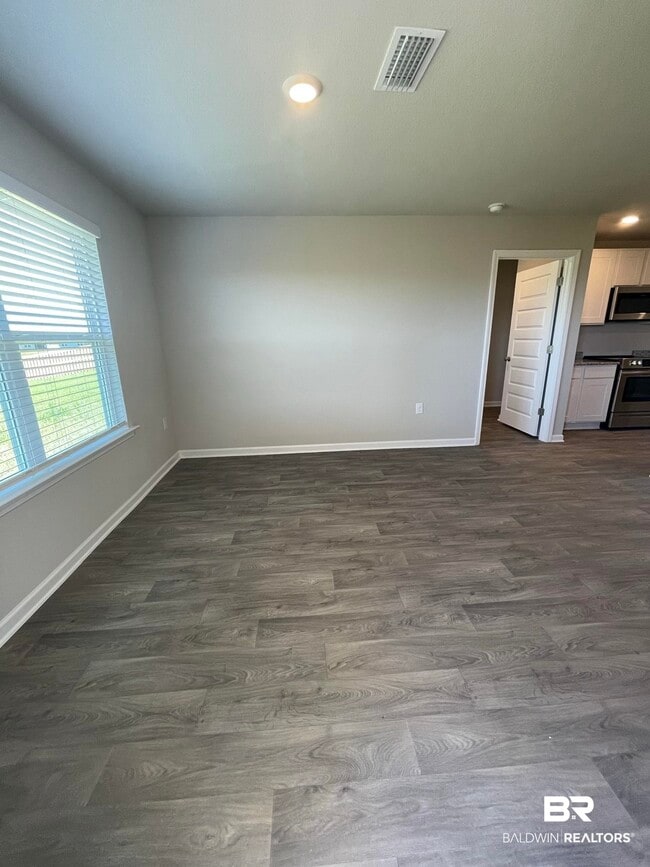 Building Photo - 23351 Shadowridge Dr