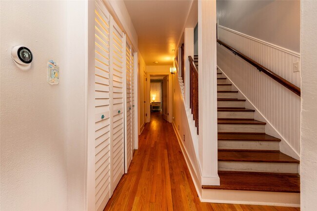 Building Photo - 4301 Avenue O