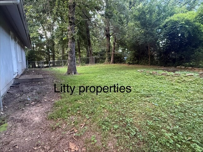 Building Photo - 943 Redwing Trail