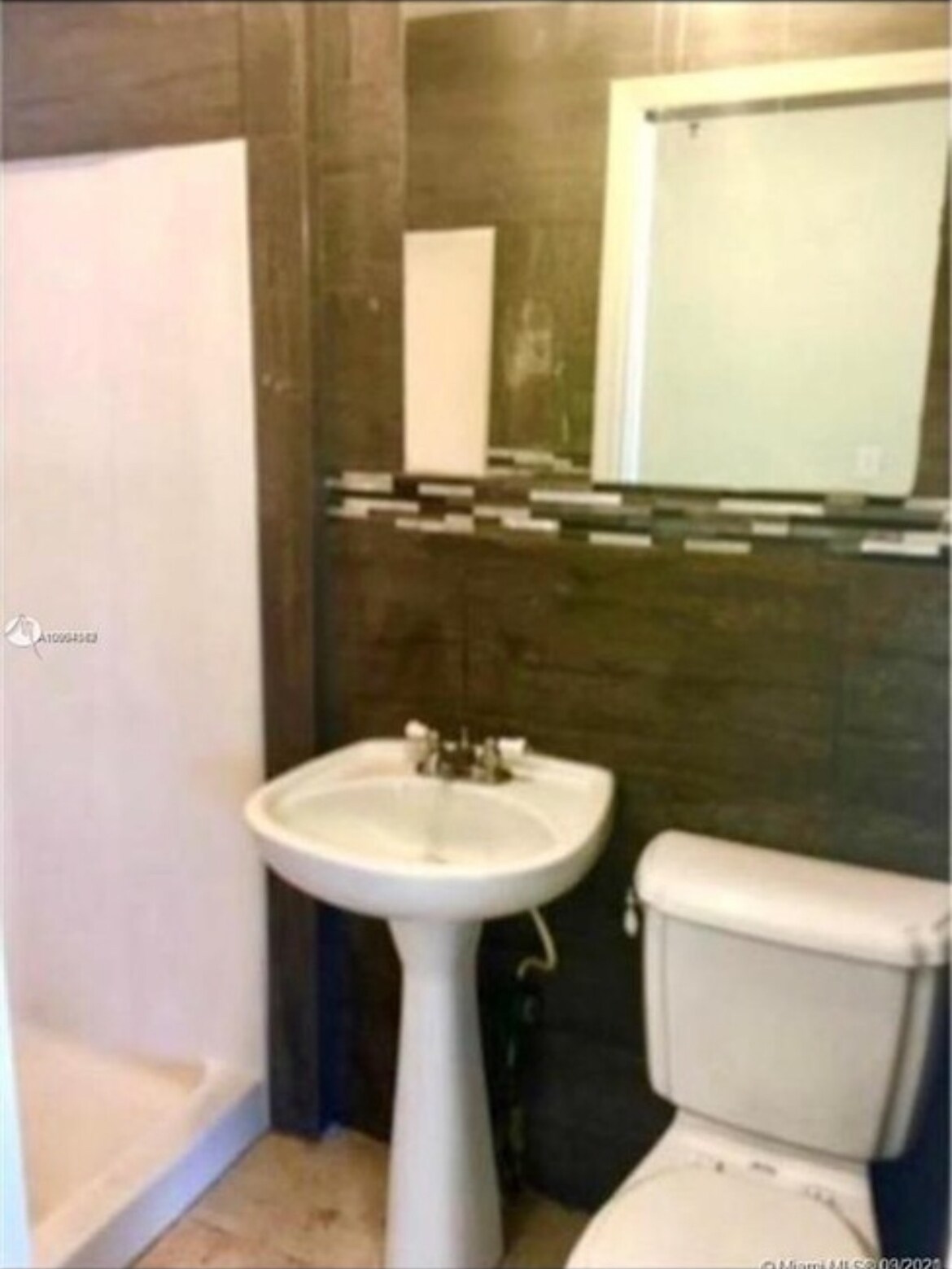 Building Photo - 12780 Westview Dr