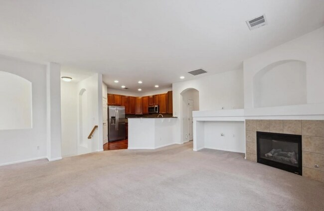 Building Photo - Wonderful 2-Bed Townhouse with Scenic Views & Hardwood Elegance in Westminster – 1468 Sq Ft of Co...