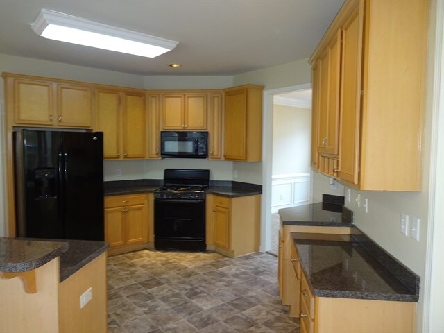 Building Photo - 3222 Thornecreek Dr