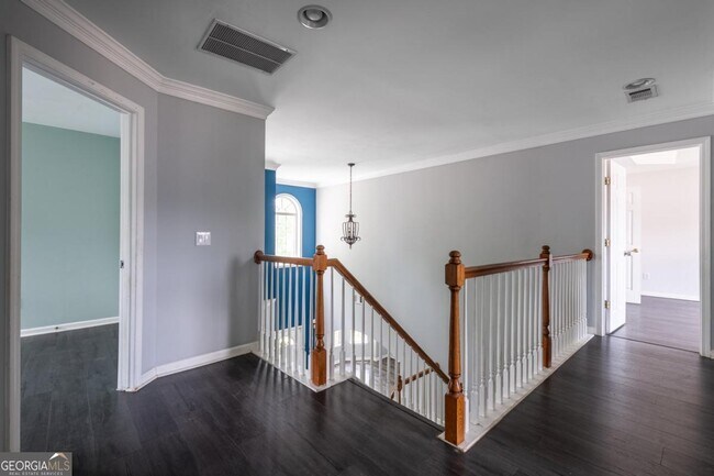 Building Photo - 7702 Parkside Dr