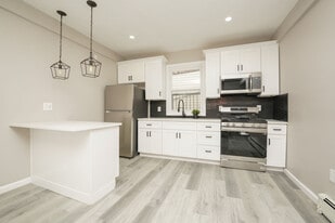 Building Photo - 341 Summer Ave