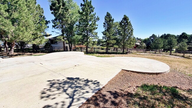 Building Photo - Awesome Views in Fully Updated Home in The Pinery! 5 Bed 3.5 Bath with 2 Car Garage and Large Dec...