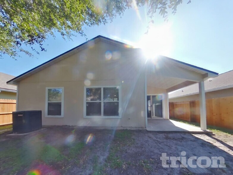 Building Photo - 1532 Irishwood Ct