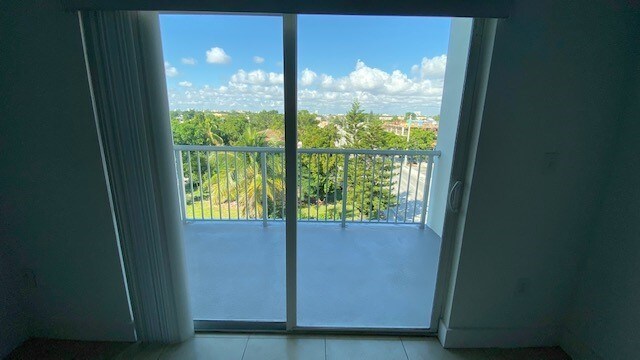 Building Photo - 900 SW 7th St