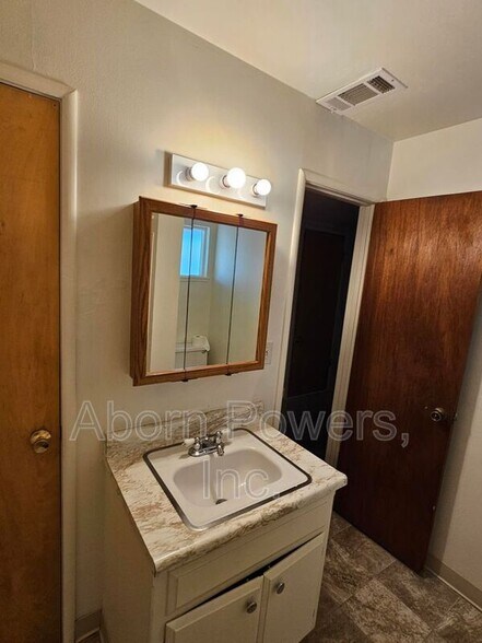 Building Photo - 1255 Williams Way