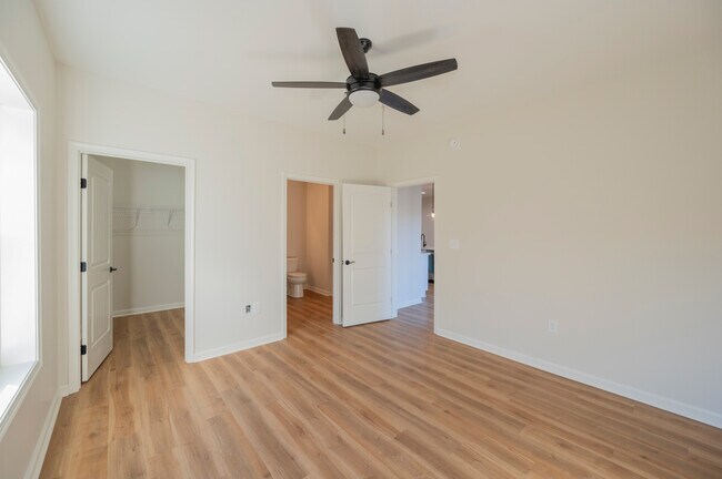 Building Photo - 128 Brenleigh Ct