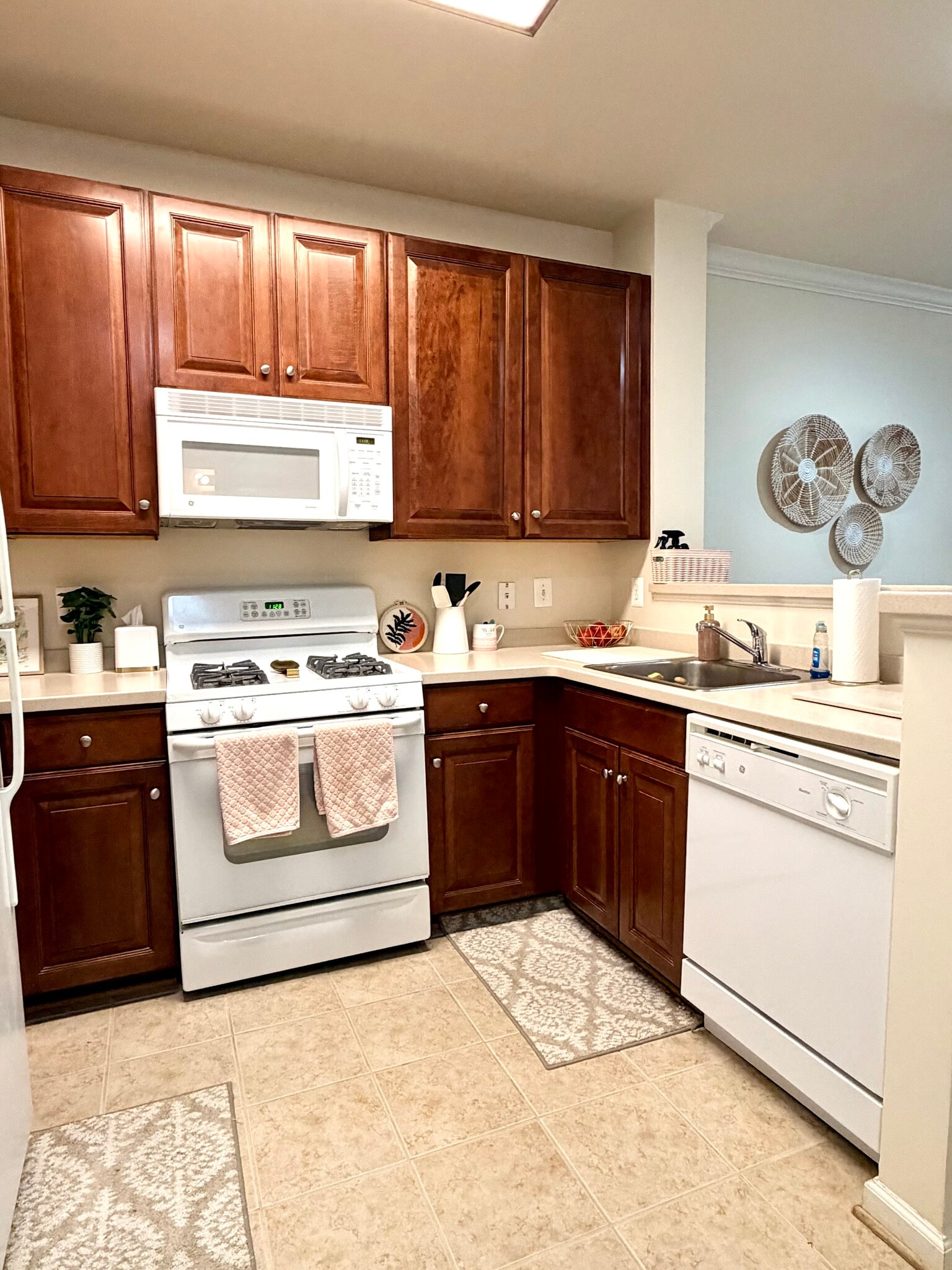 Building Photo - 12001 Market St