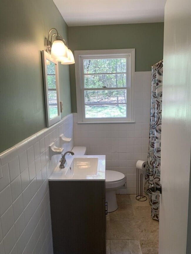 Building Photo - Beautiful Brick Ranch on Expansive Private Lot Near Athens