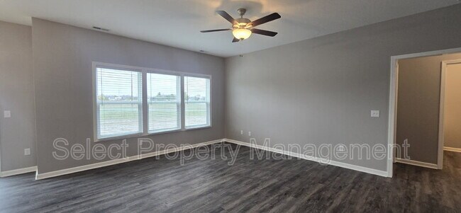 Building Photo - 8792 Elmont Cv