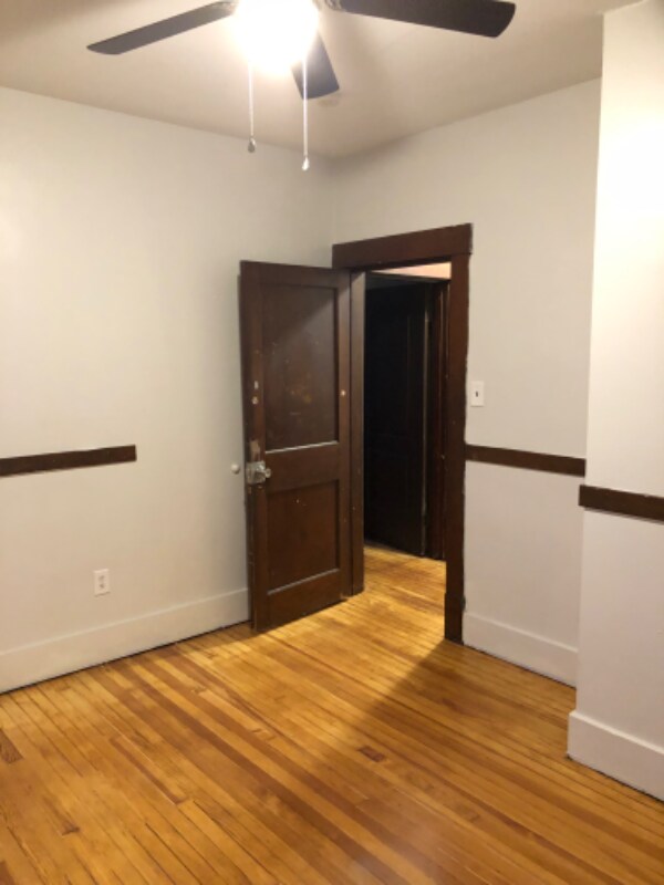 Building Photo - 700 Airbrake Ave