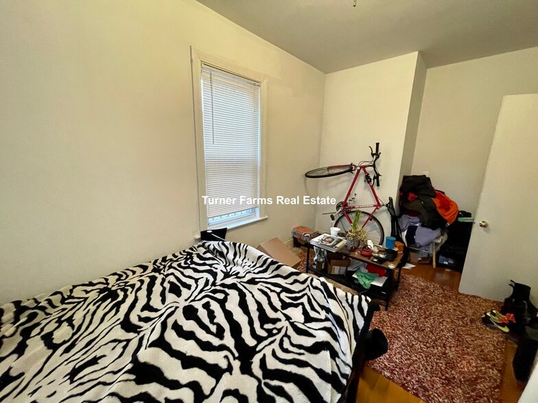 Building Photo - 530 Cambridge St