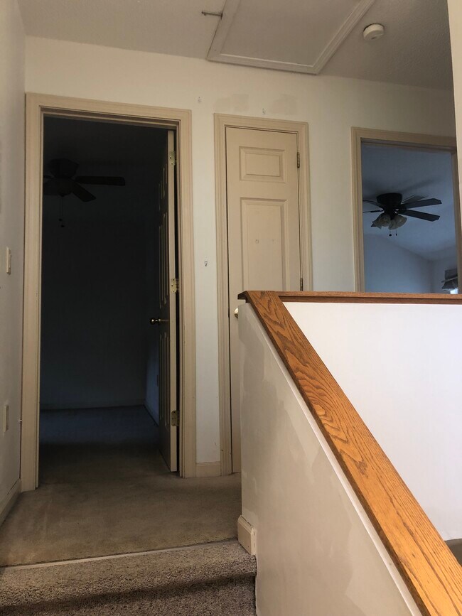 Stair case - 120 Courtyard Ln