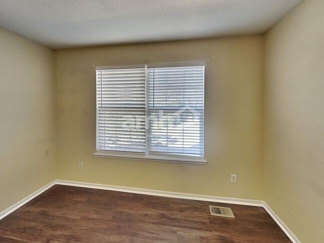 Building Photo - 20930 E 42nd Ave