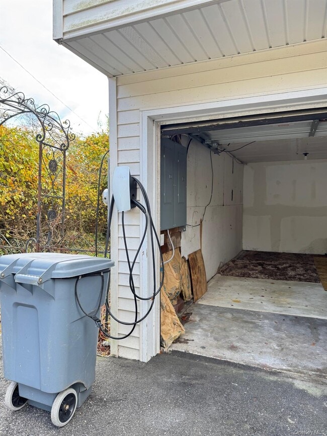 Building Photo - 34 Celia St