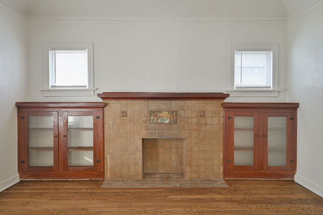 Building Photo - 1805 NW 29th St