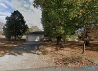 Building Photo - 402 Gilmore St