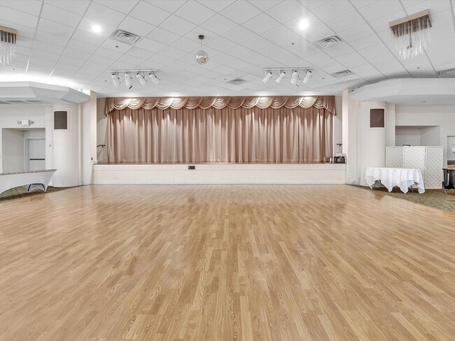 Building Photo - 9470 Poinciana Pl