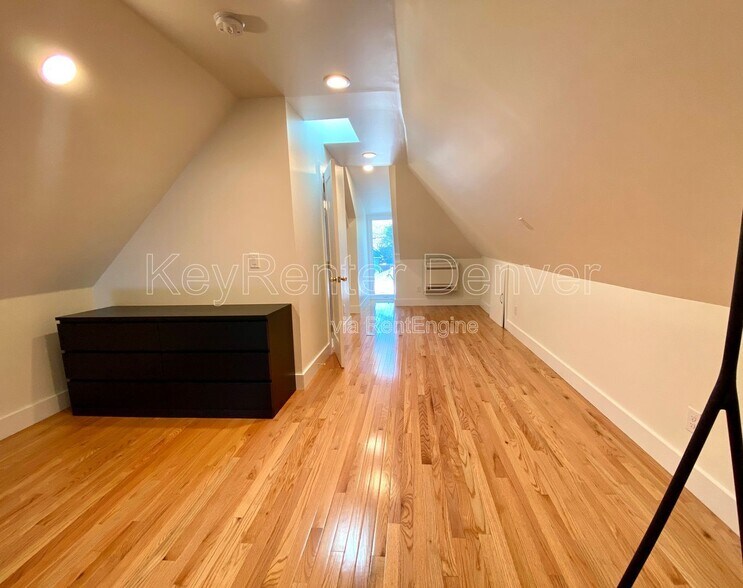 Building Photo - 3702 Quitman St