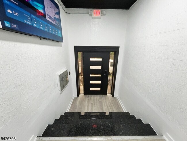 Building Photo - 49 Union Pl