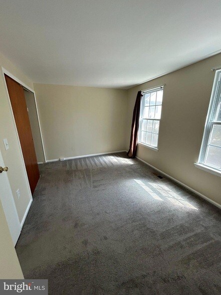 Building Photo - 8447 Braxted Ln