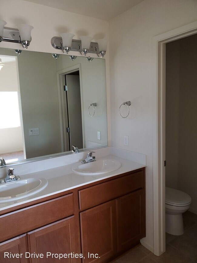 Building Photo - 3 br, 2 bath House - 224 Rhianon Ct