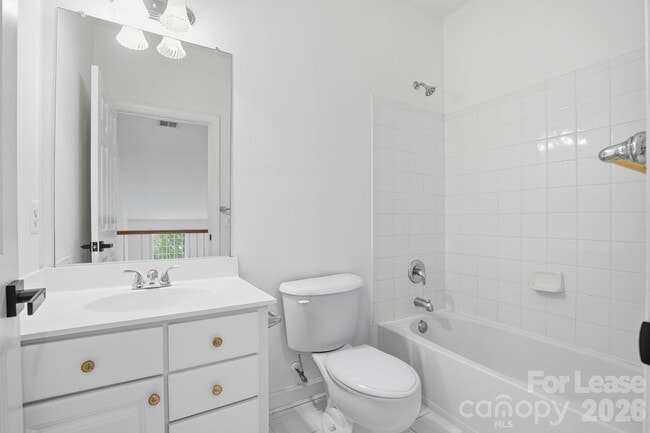 Building Photo - 1425 Bristol Pl Ct