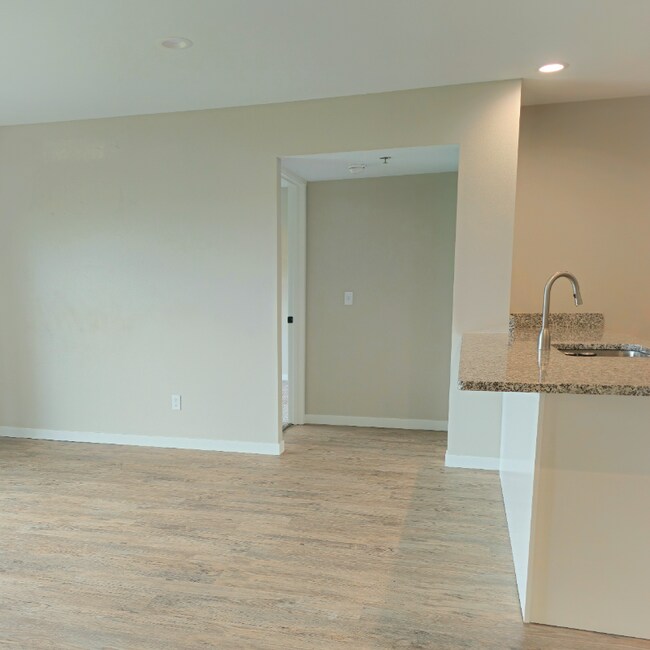 Building Photo - 7036 Crosvik Ct