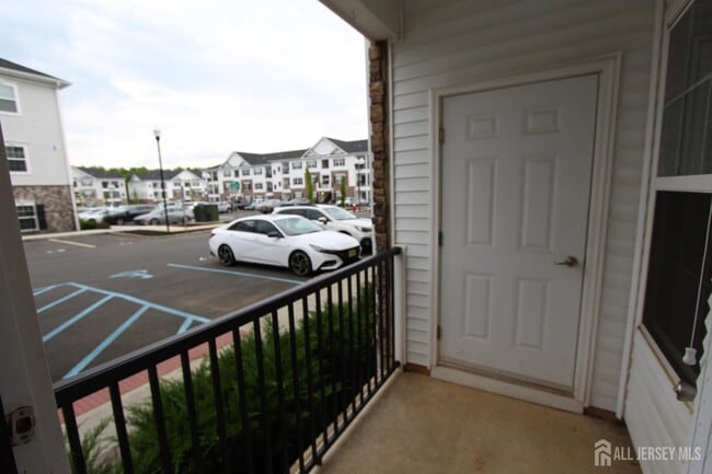 Building Photo - 814 Stiller Ln